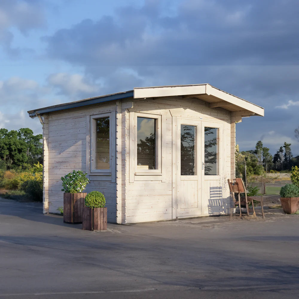 Chalet Classic Log Cabin – 44mm